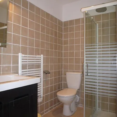 Saint Simon Apartment *