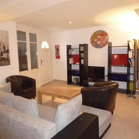 Apartment Saint Simon *