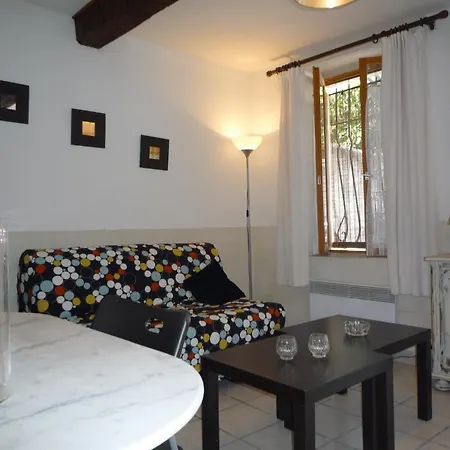 Saint Simon Apartment