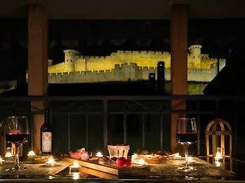 Saint Simon Apartment *