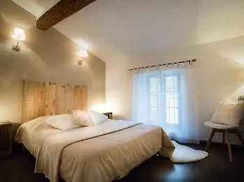 Saint Simon Apartment *